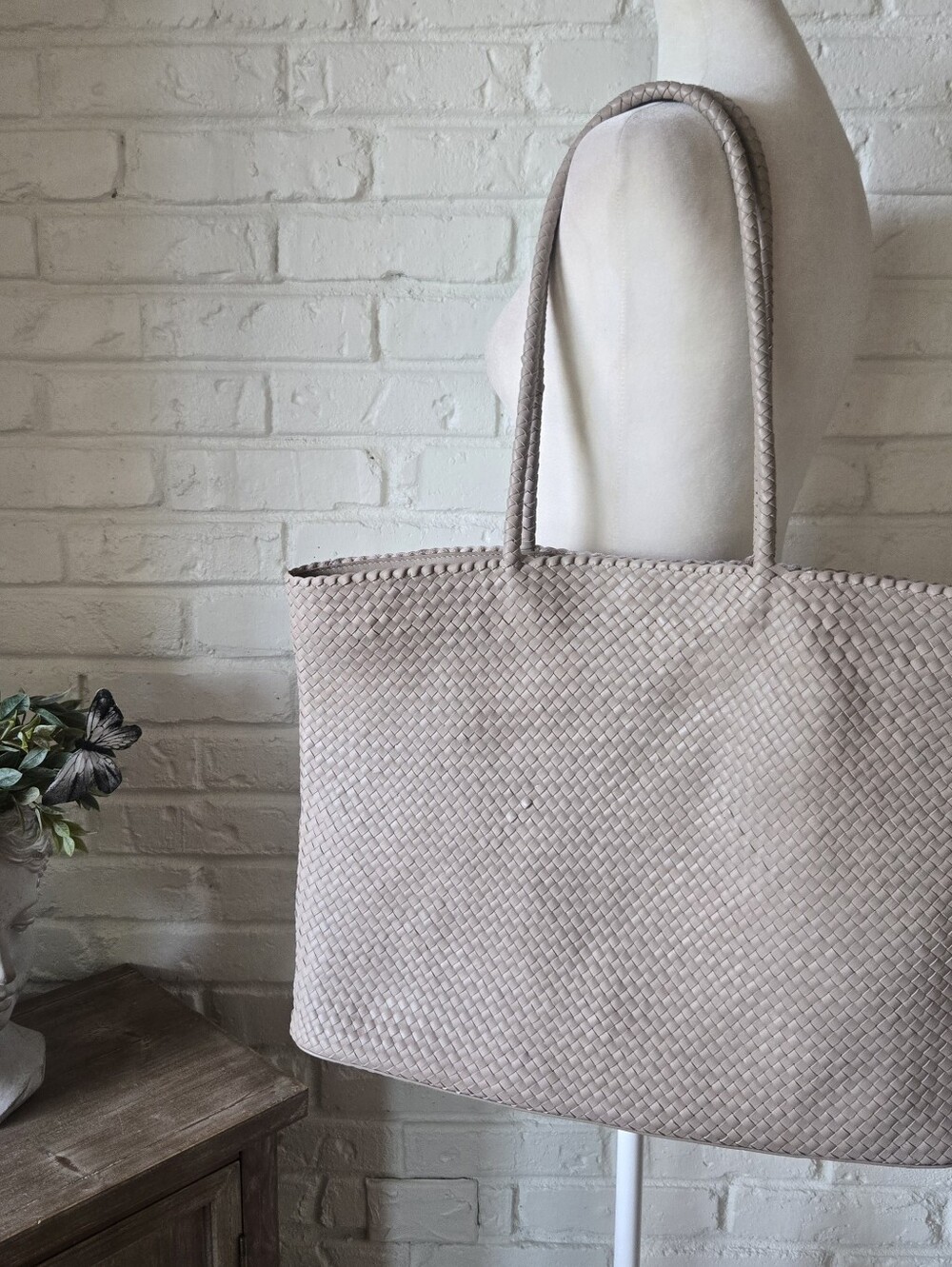 Sold Out Color Taupe Quince Handwoven Italian Leather Tote, 20", Beach, Work - Picture 13 of 13